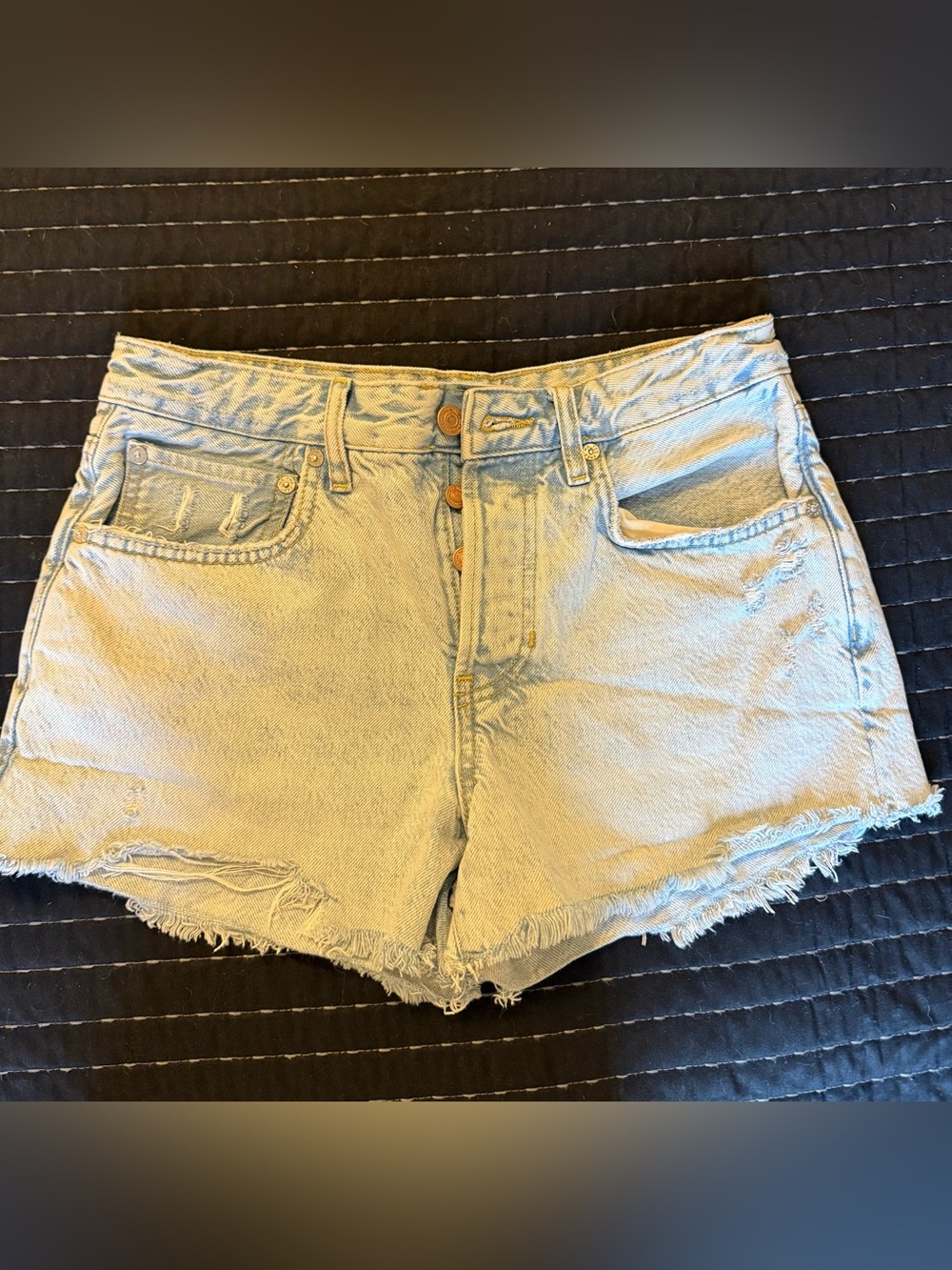 We The Free Light Blue Distressed  Denim Shorts Size 27